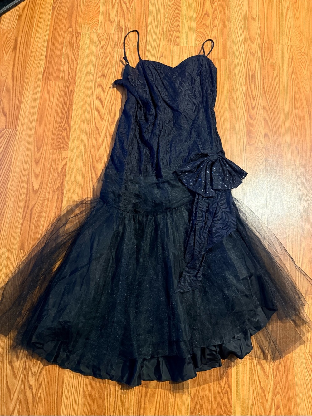 BlackTulle Mermaid Evening Dress with Bow Detail 80s